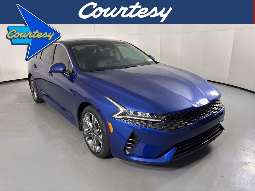 2023 Kia K5 EX's photo