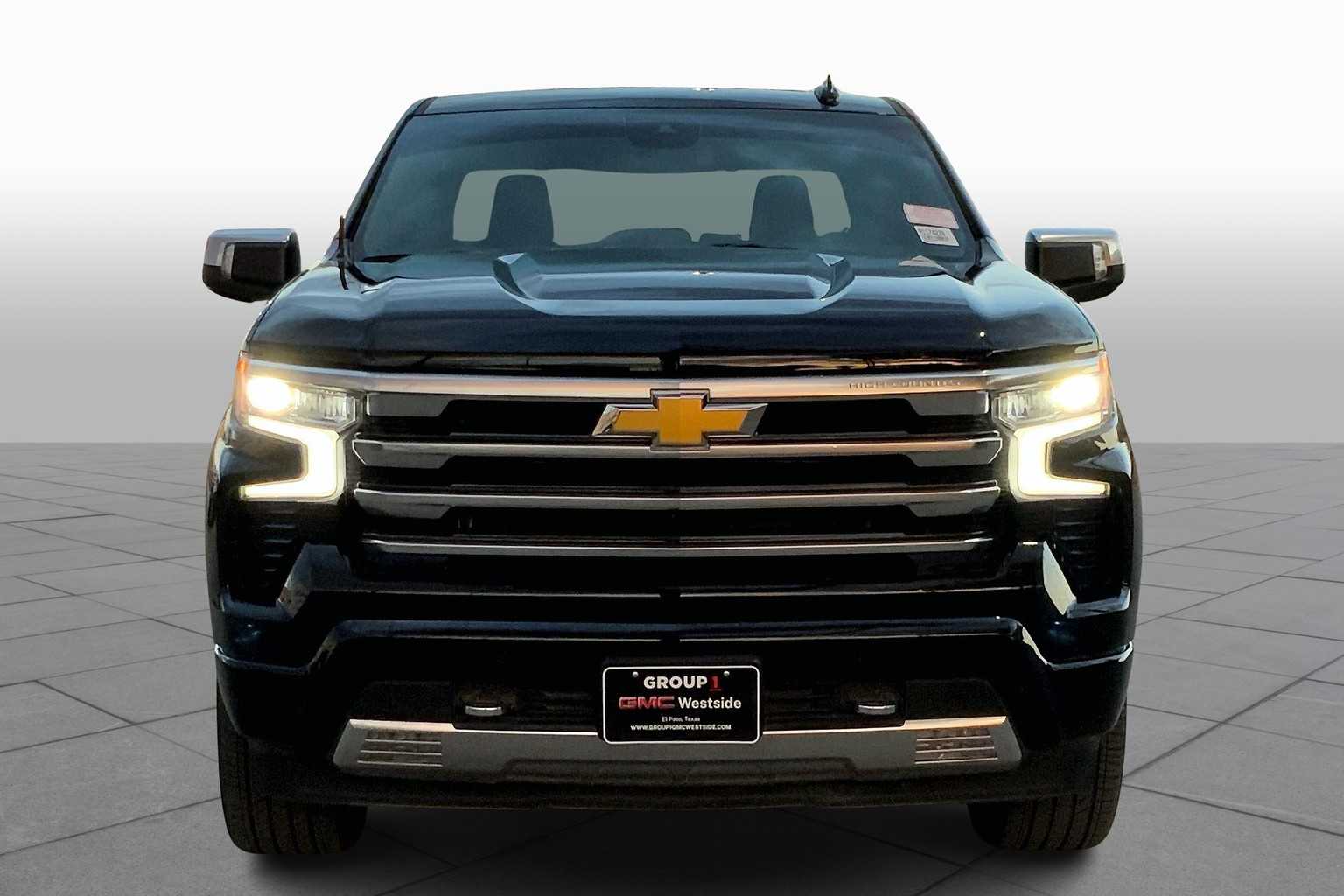 2024 Chevrolet Silverado 1500 High Country photo 4