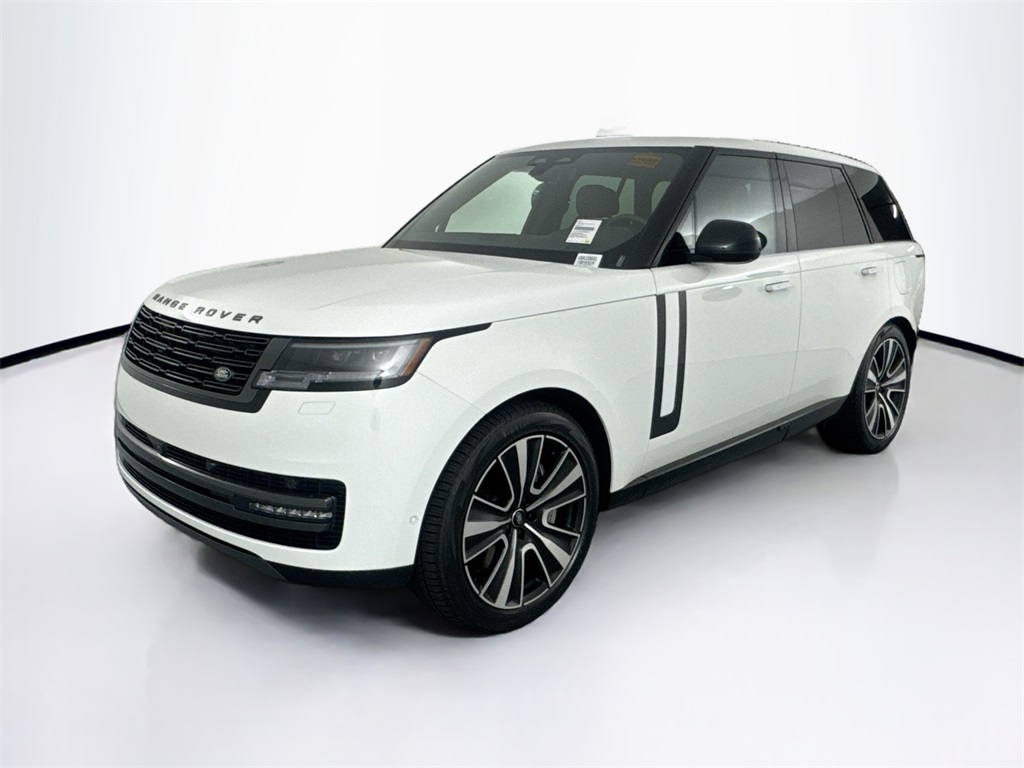 2025 Land Rover Range Rover SE's photo