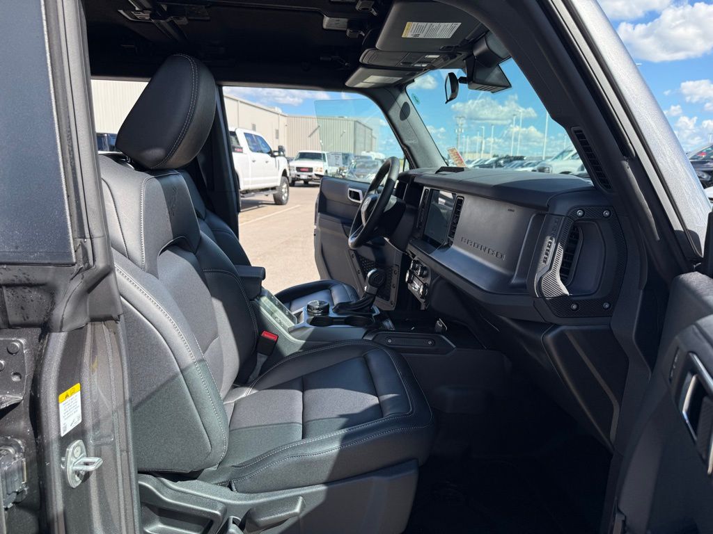2025 Ford Bronco Big Bend photo 14