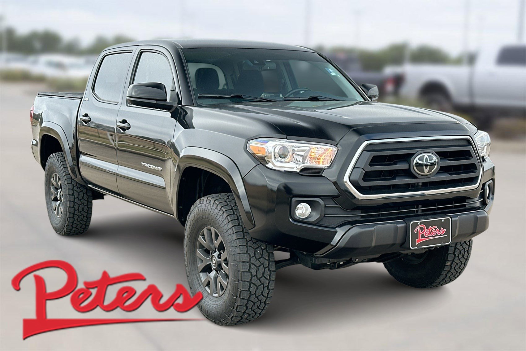 2023 Toyota Tacoma SR5's photo