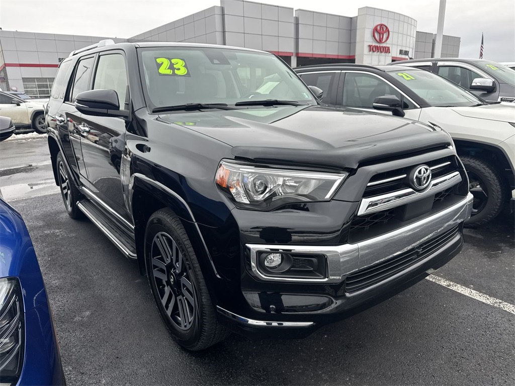 2023 Toyota 4Runner Limited's photo