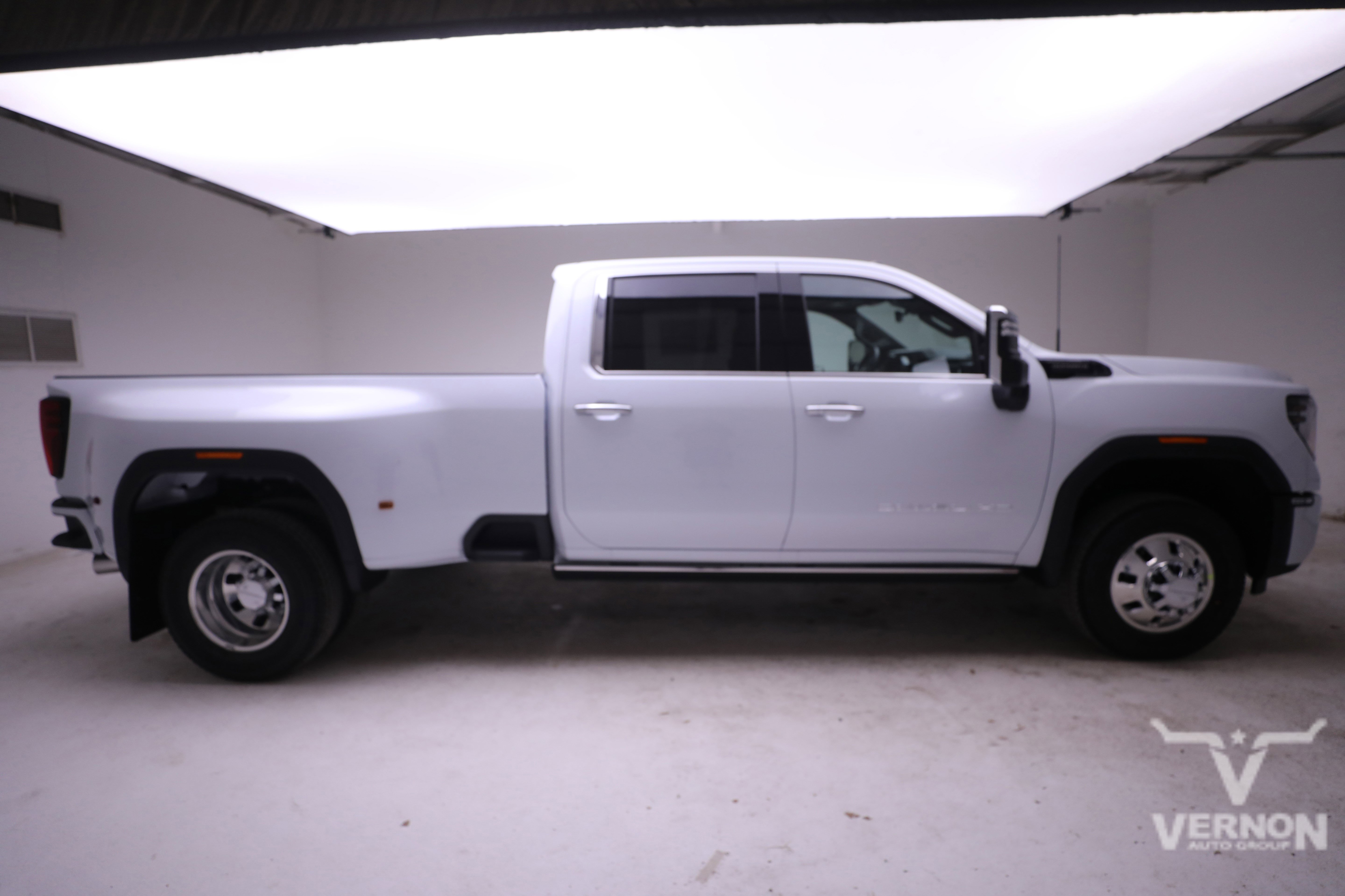 2026 Gmc Sierra 3500 HD Denali Ultimate photo 4