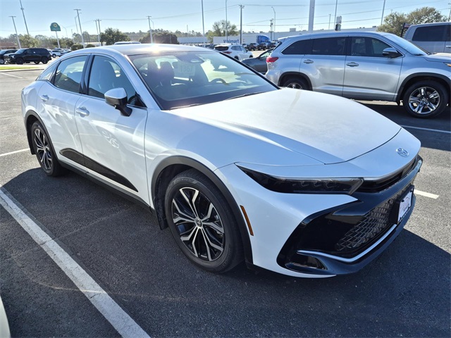 2024 Toyota Crown Limited's photo