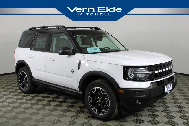 2025 Ford Bronco Sport Outer Banks's photo