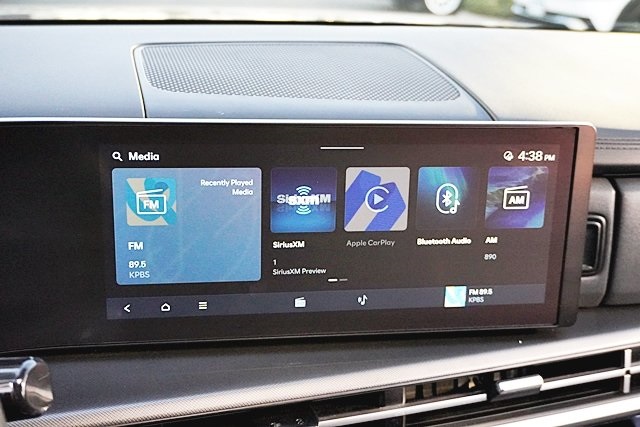 Used 2025 Blue Hyundai SEL image 25