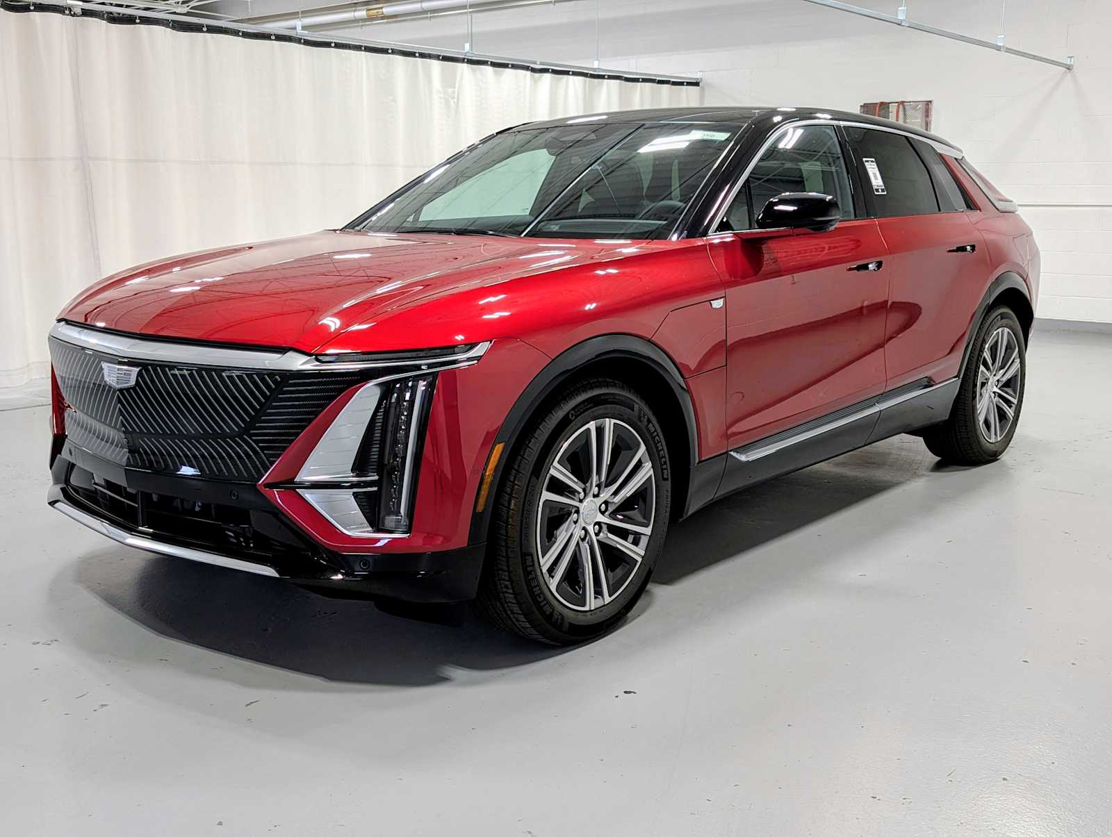 2025 Cadillac LYRIQ Luxury 1's photo