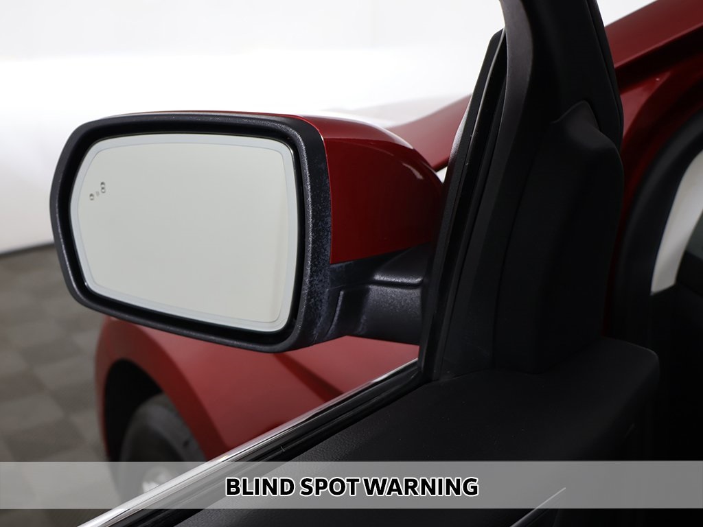 2022 Ford Edge Titanium photo 6