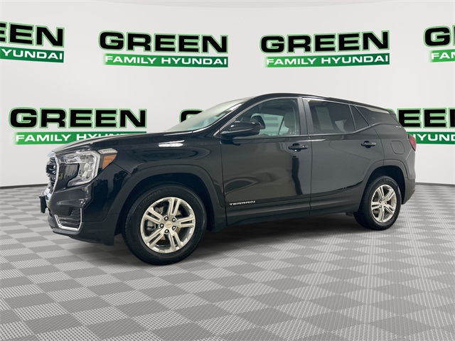 2024 GMC Terrain SLE's photo