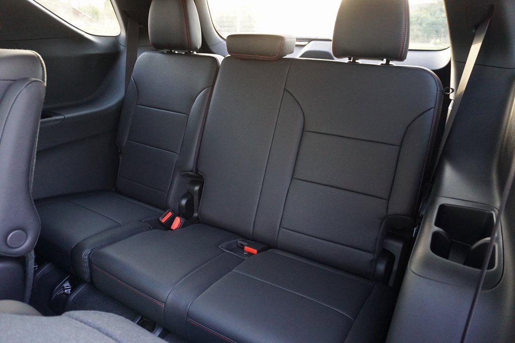2026 Chevrolet Traverse Z71 photo 12