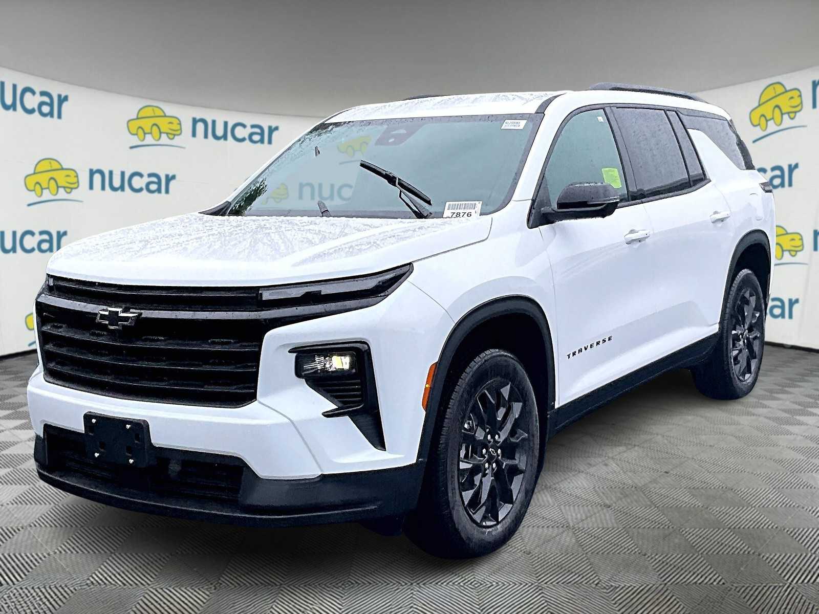 2026 Chevrolet Traverse photo 3