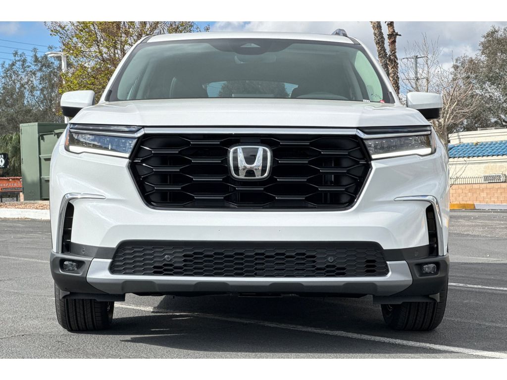 2025 Honda Pilot Touring photo 7
