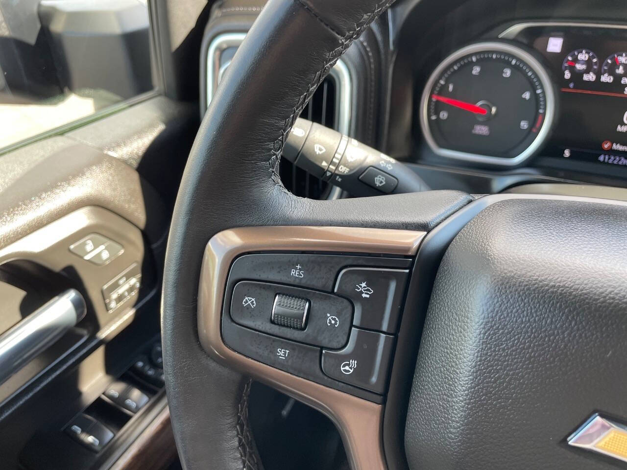 2021 Chevrolet Silverado 3500HD High Country photo 12