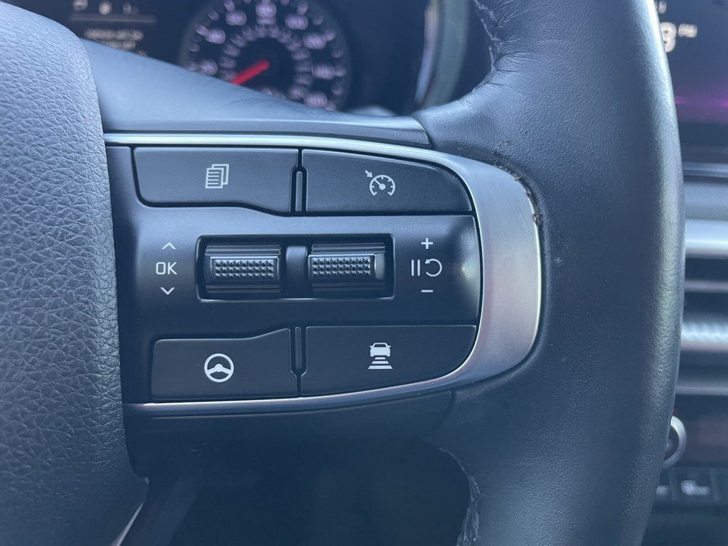 2024 Kia K5 GT-Line photo 12