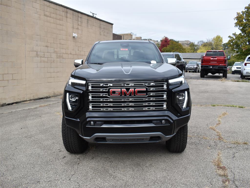 2026 Gmc Canyon Denali photo 2