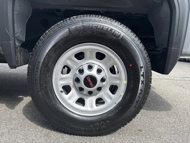 2025 Gmc Sierra HD Base photo 9