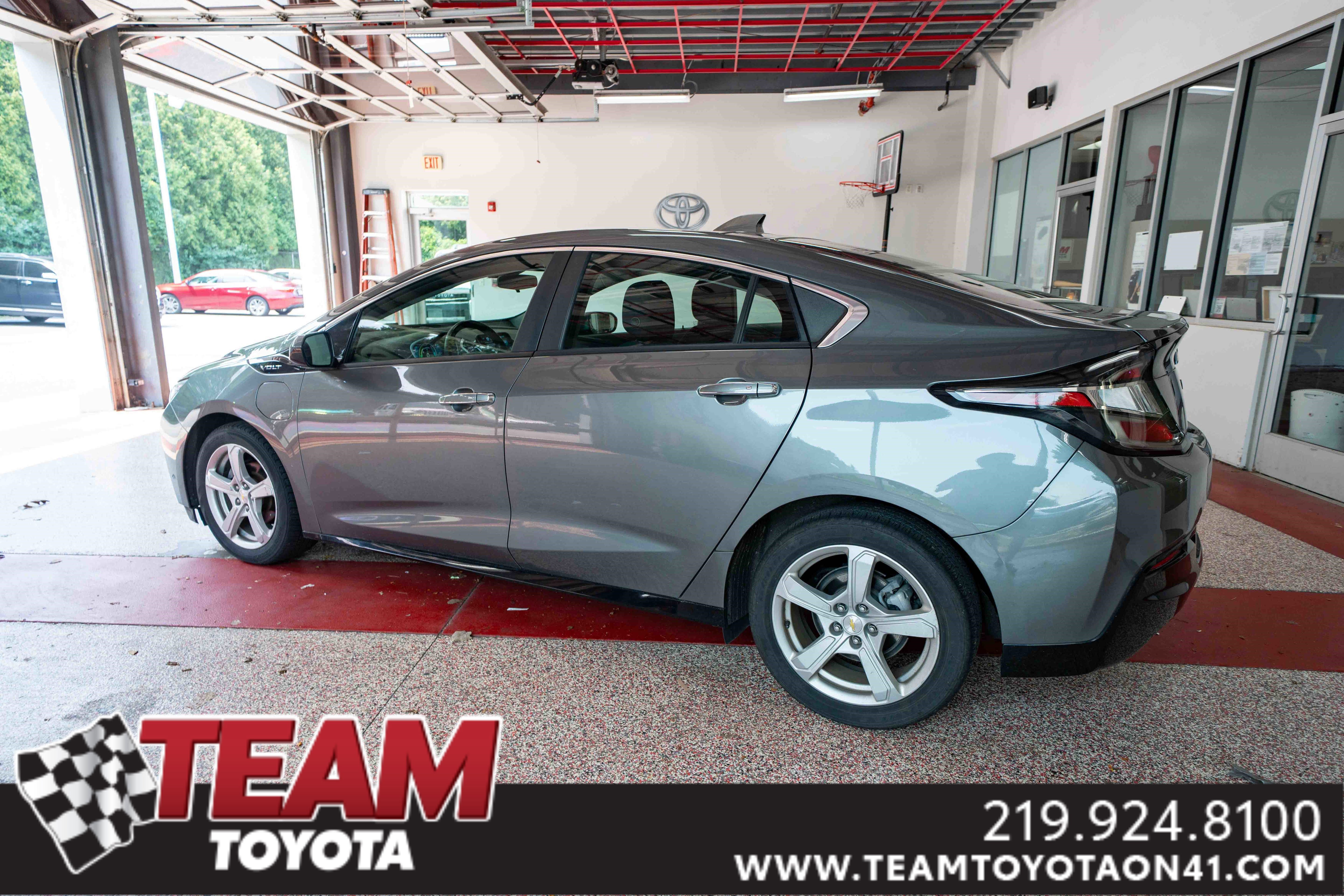 Used 2017 Chevrolet Volt LT with VIN 1G1RC6S50HU171855 for sale in Schererville, IN