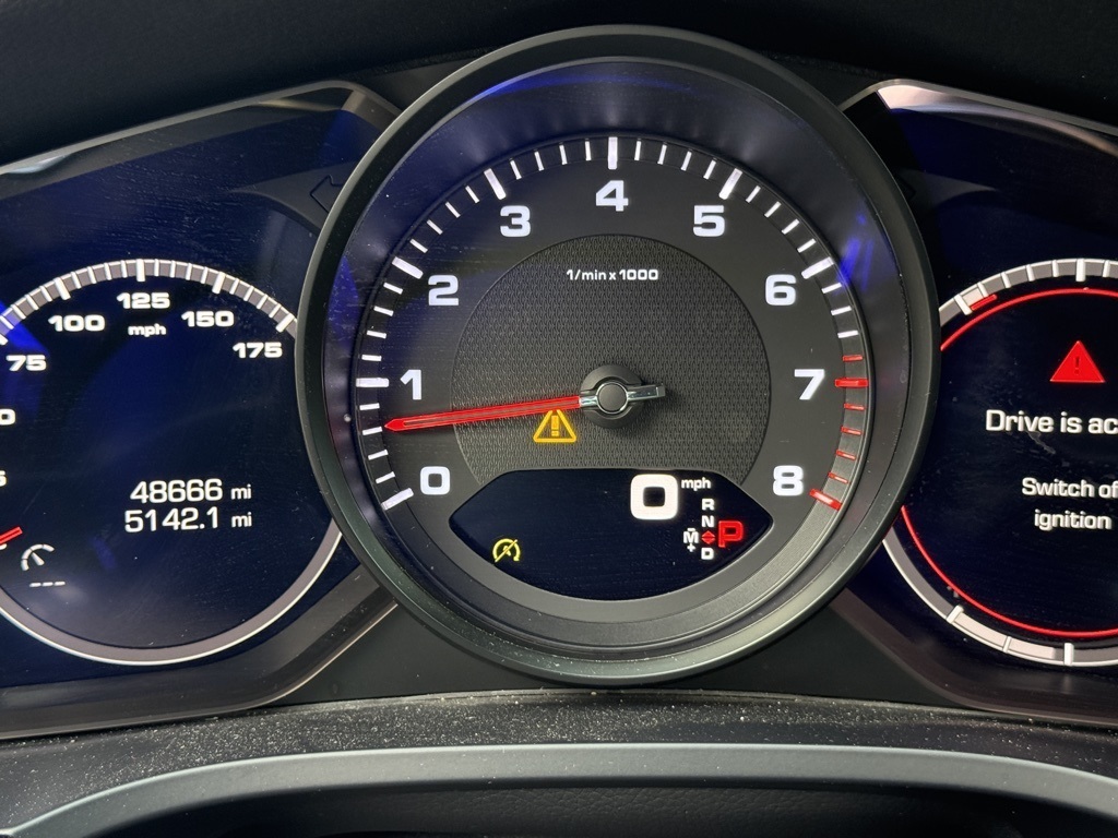 2019 Porsche Cayenne Base photo 19