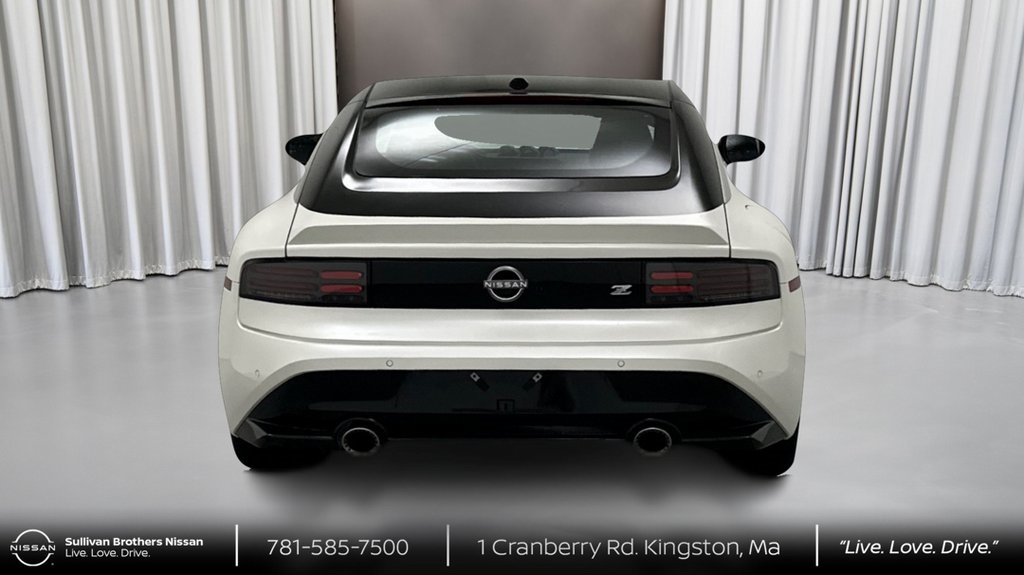 2025 Nissan Z Performance photo 5