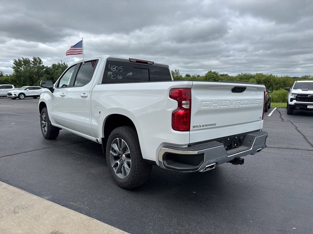 2026 Chevrolet Silverado 1500 LT photo 5