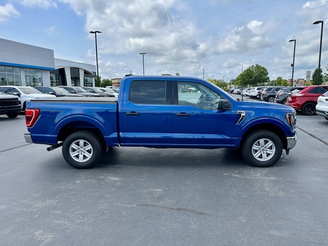 2023 Ford F-150 XLT photo 2