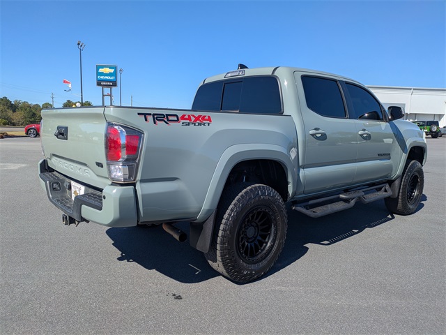 2022 Toyota Tacoma V6 4x4 photo 4