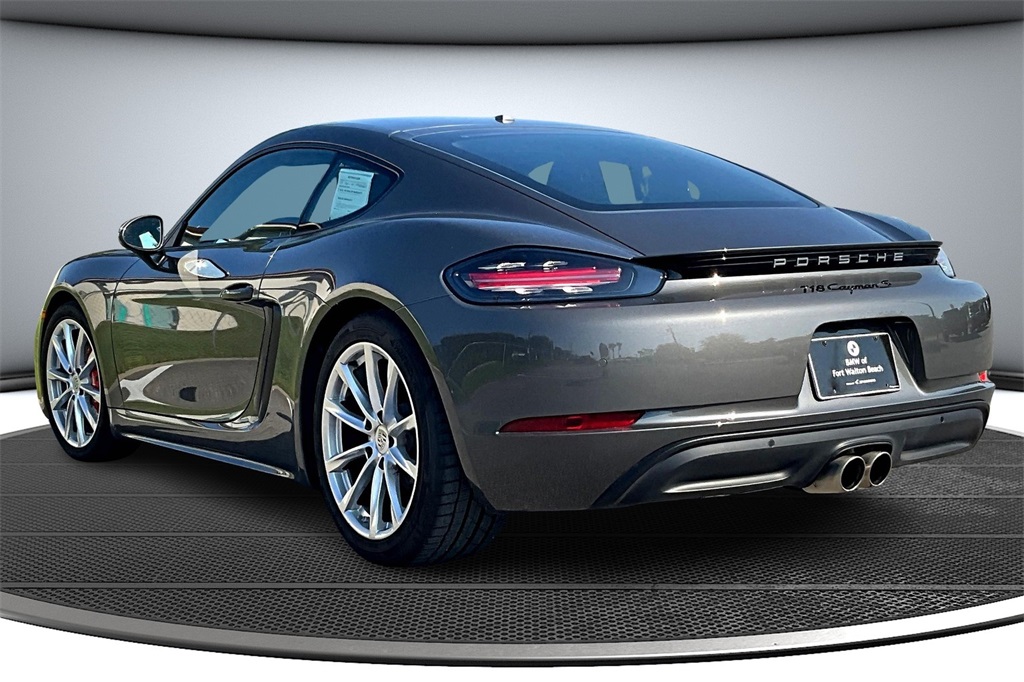 2025 Porsche Cayman S photo 4