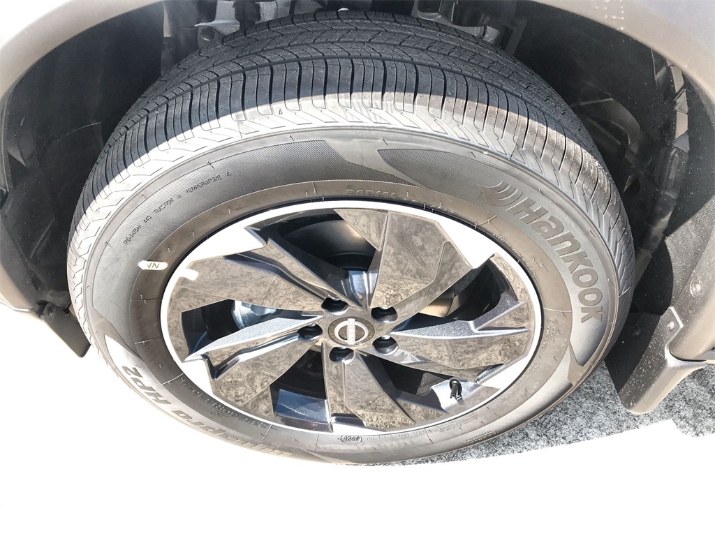 2026 Nissan Rogue SV photo 10