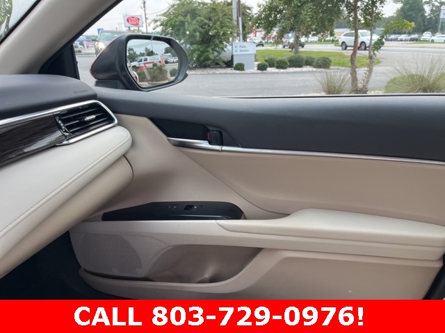 2018 Toyota Camry LE photo 25