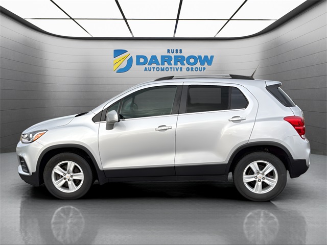 2017 Chevrolet Trax LT photo 2