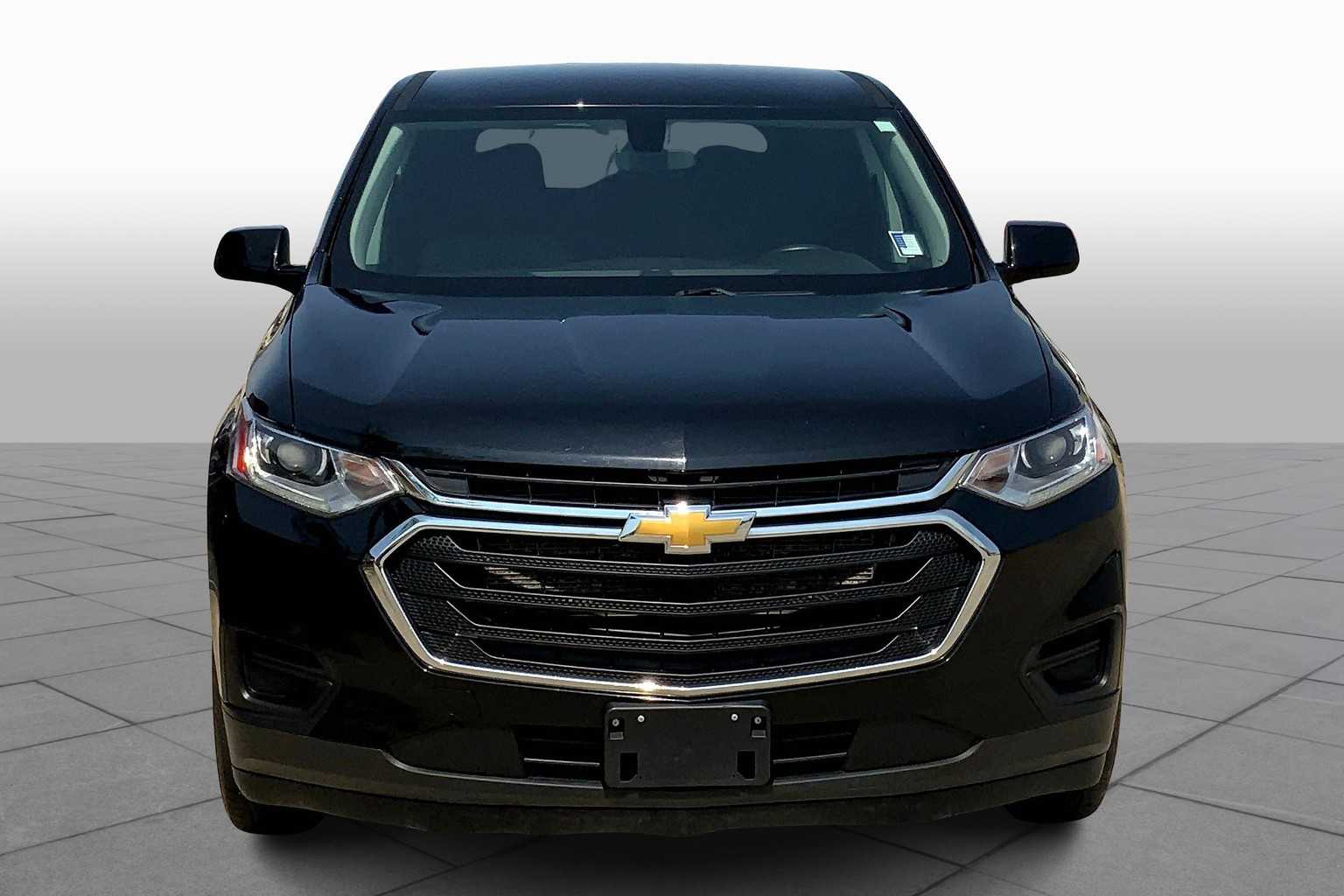 2020 Chevrolet Traverse LS photo 3