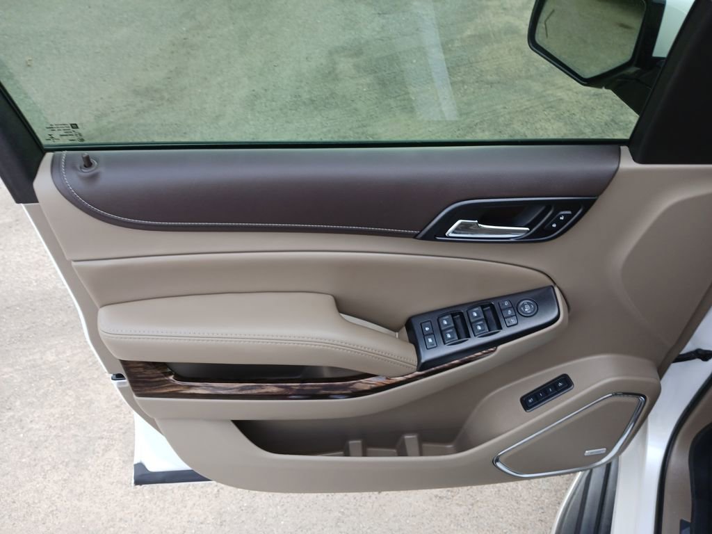2016 Gmc Yukon SLT photo 23