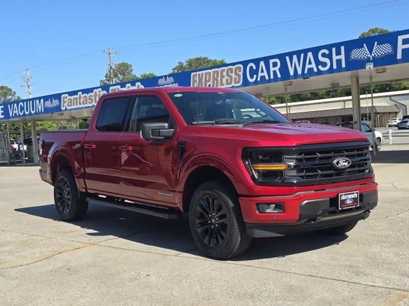 2025 Ford F-150 XLT photo 2