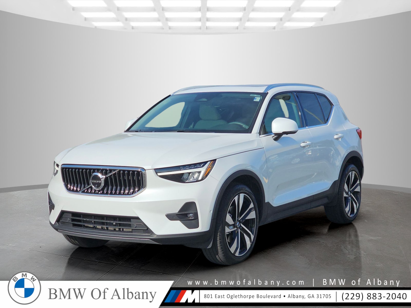 2023 Volvo XC40 Ultimate