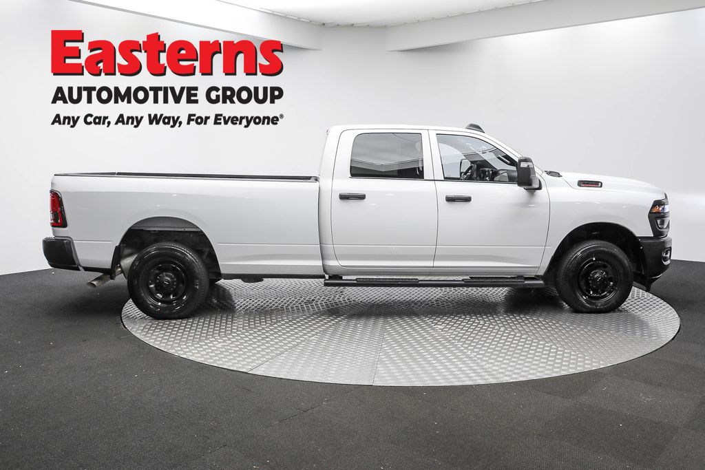 2025 Ram 2500 Tradesman photo 4