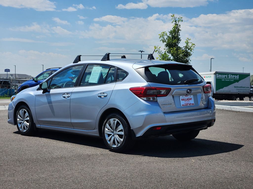 2023 Subaru Impreza Base photo 3
