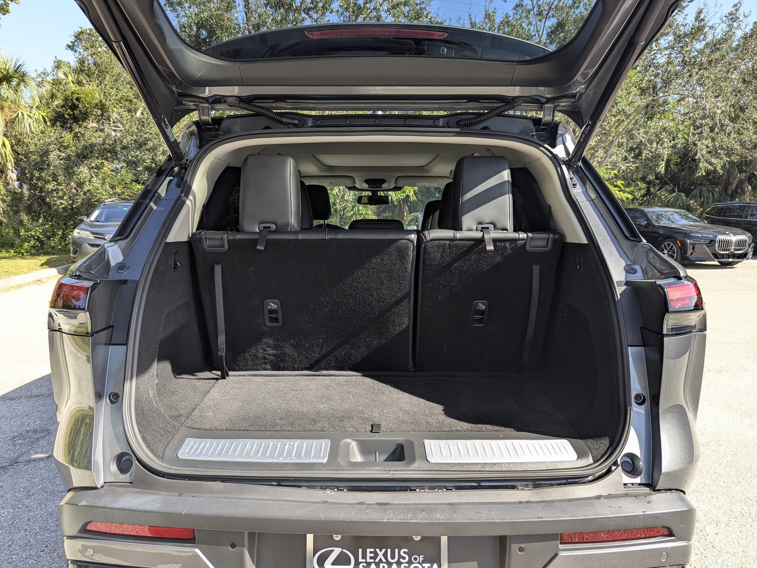 2022 Infiniti QX60 Pure photo 11