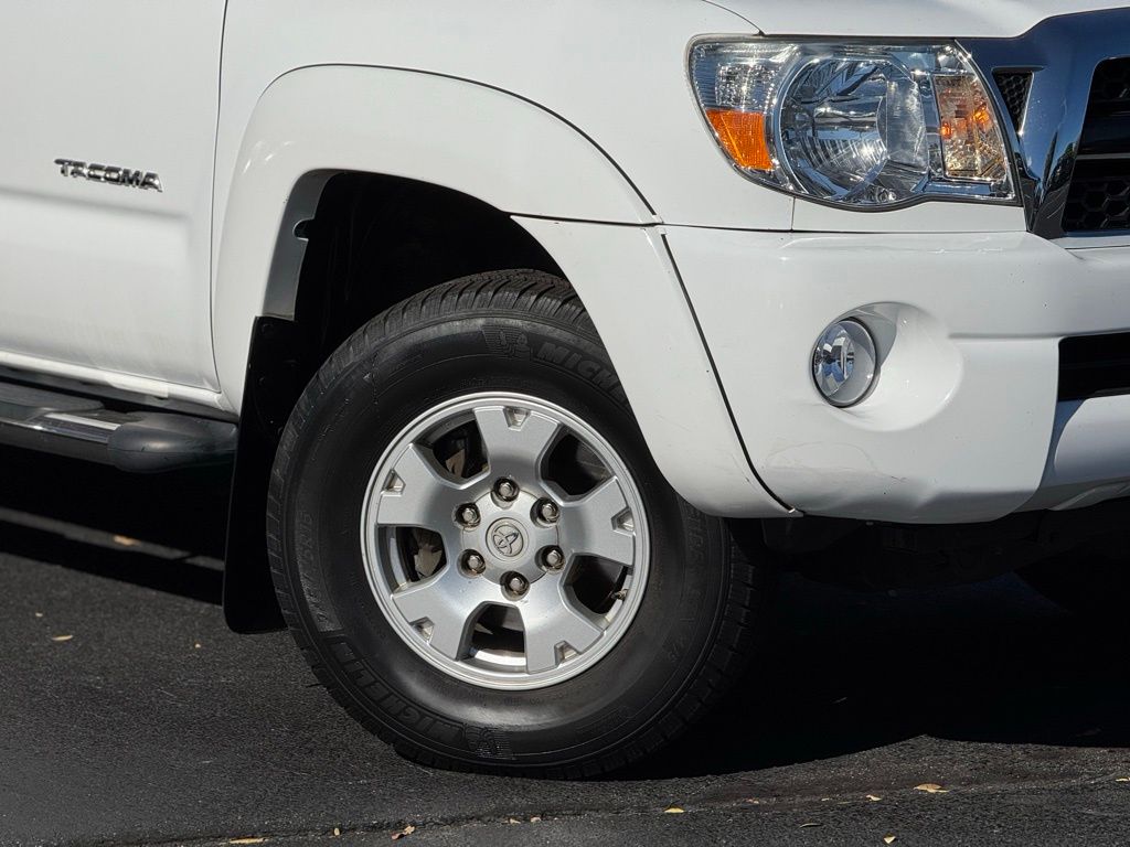 2011 Toyota Tacoma PreRunner photo 4