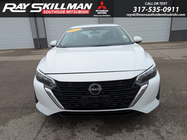 2024 Nissan Sentra SV photo 2