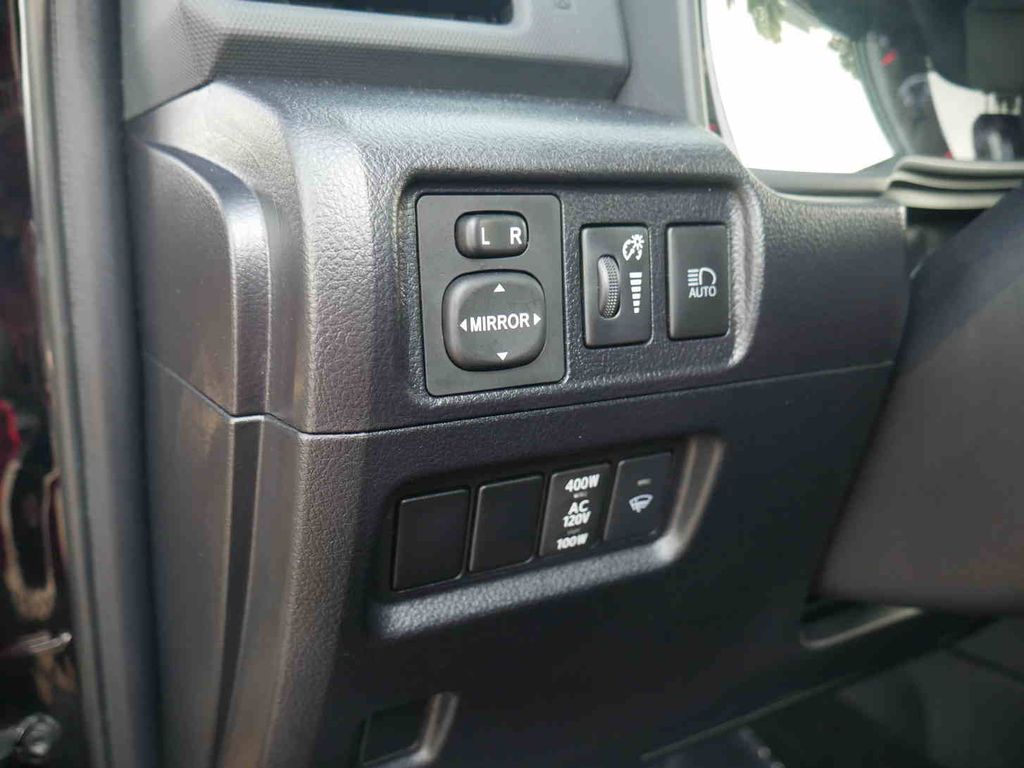 2024 Toyota 4Runner SR5 Premium photo 30