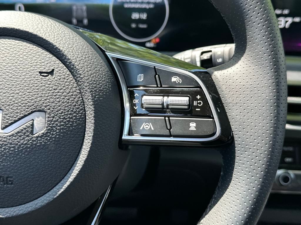 2024 Kia Seltos SX photo 15