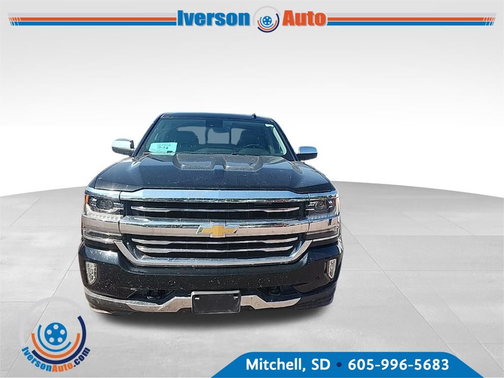 2018 Chevrolet Silverado 1500 High Country photo 2