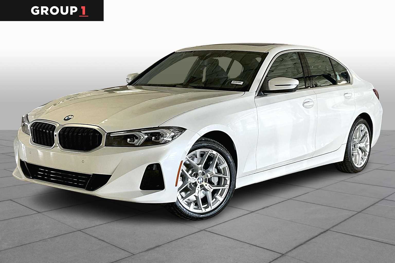 2026 BMW 3 Series 330i's photo
