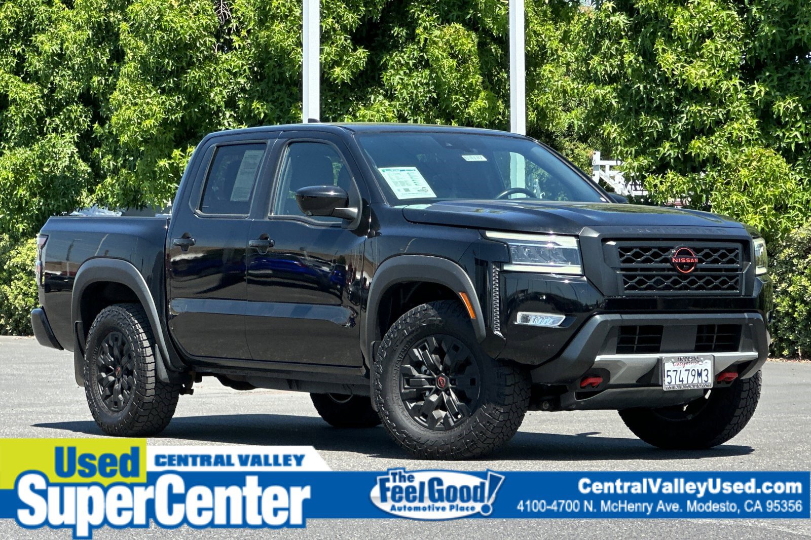 2022 Nissan Frontier PRO-4X's photo