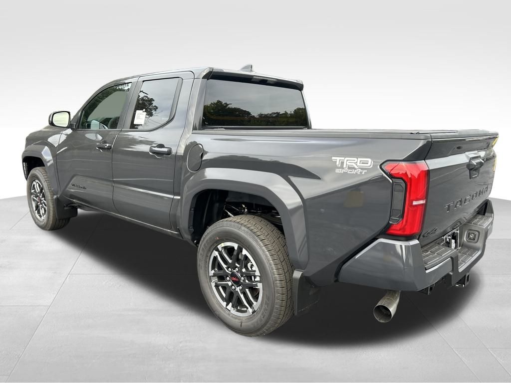 2025 Toyota Tacoma TRD Sport 4x4 Double Cab photo 3