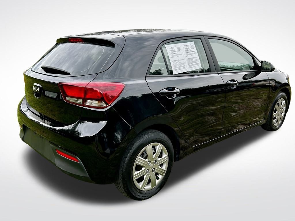 2022 Kia Rio S photo 3