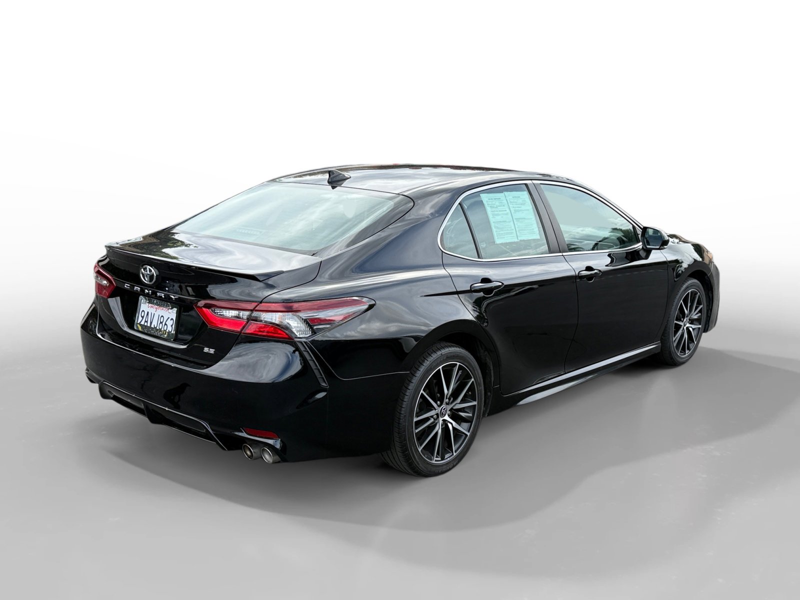 2022 Toyota Camry SE photo 5