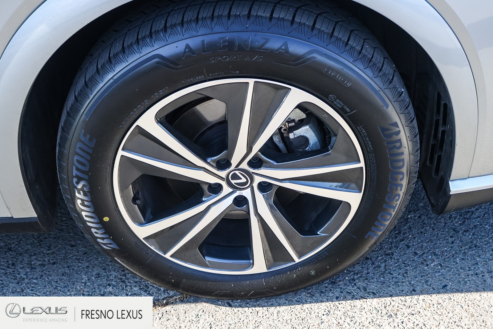 2023 Lexus RX 350 Premium photo 9
