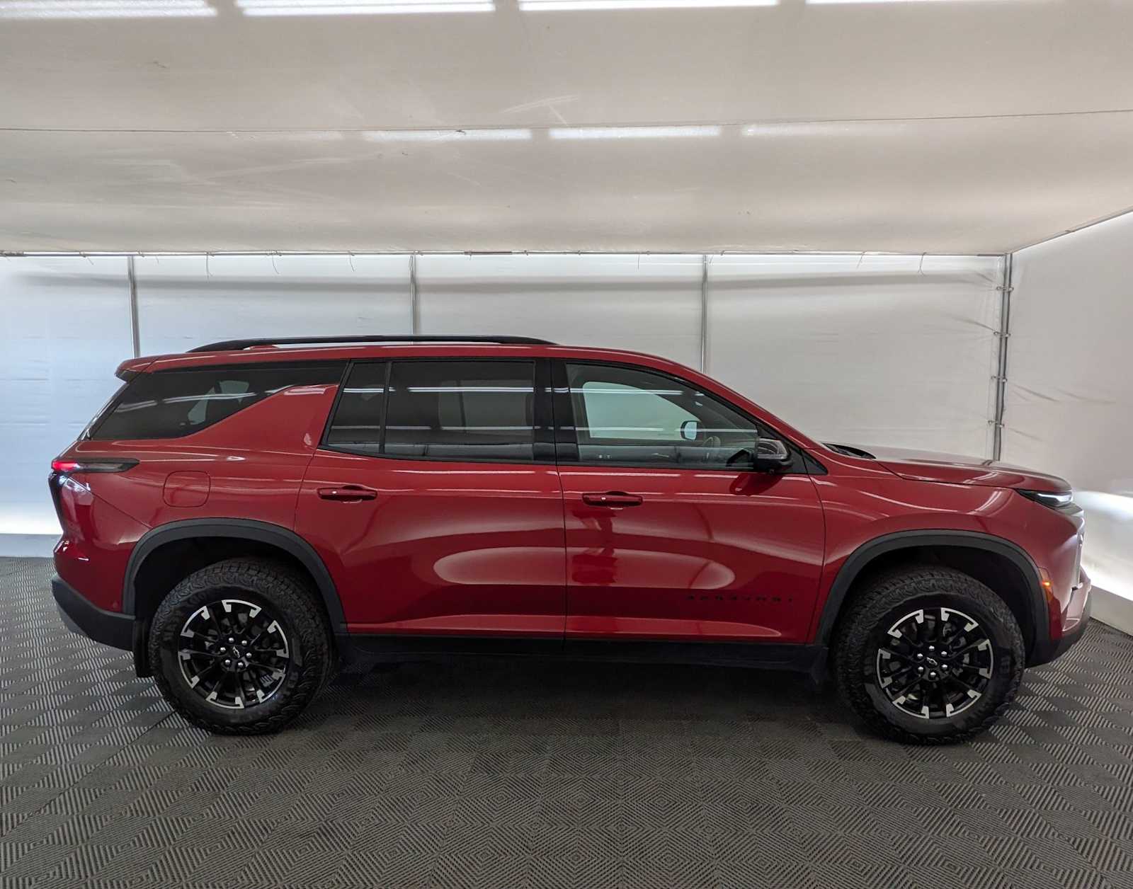 2024 Chevrolet Traverse Z71 photo 7