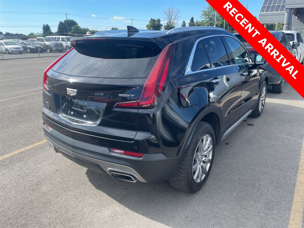 2020 Cadillac XT4 Premium Luxury photo 3